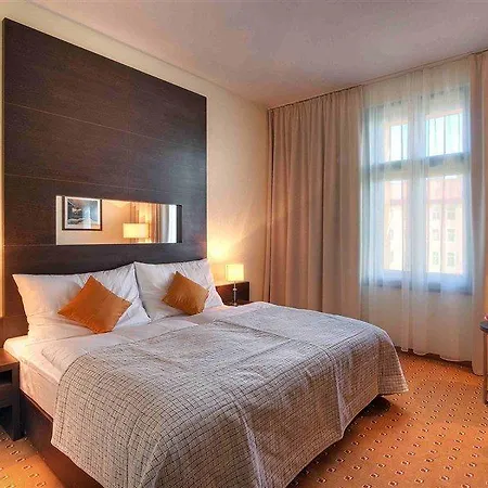 Clarion Prag