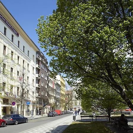 Clarion Hotell 4*