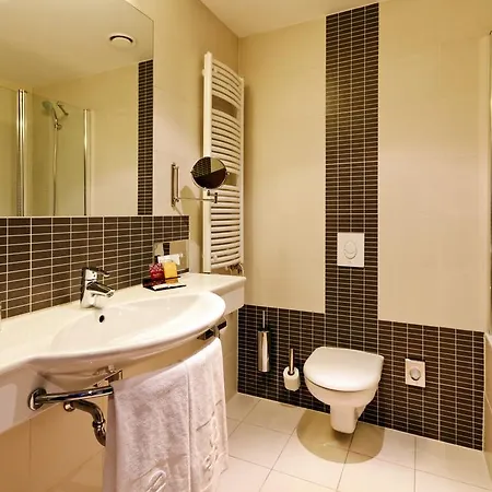 Clarion 4* Prag