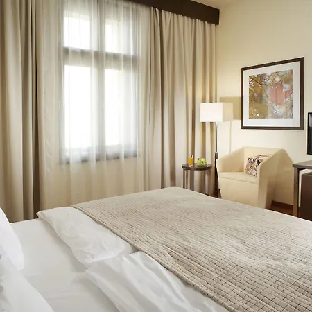 Clarion Prague