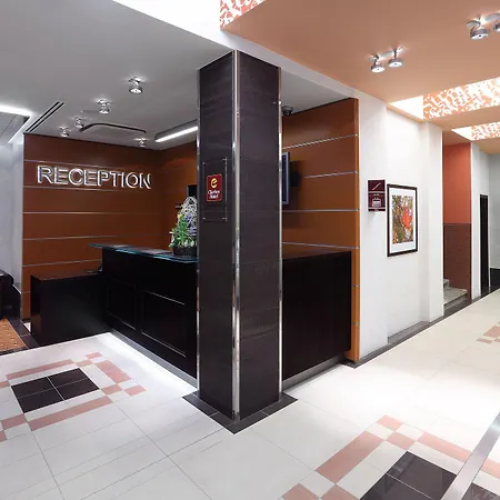 Clarion 4*