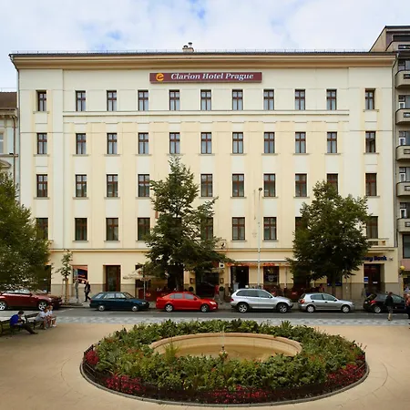 Clarion Hotel 4*