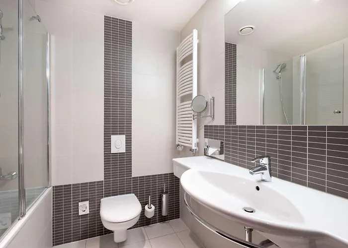 Clarion Hotel