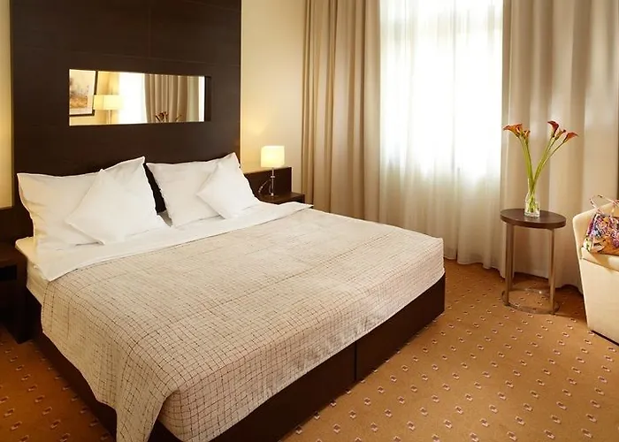 Clarion 4*